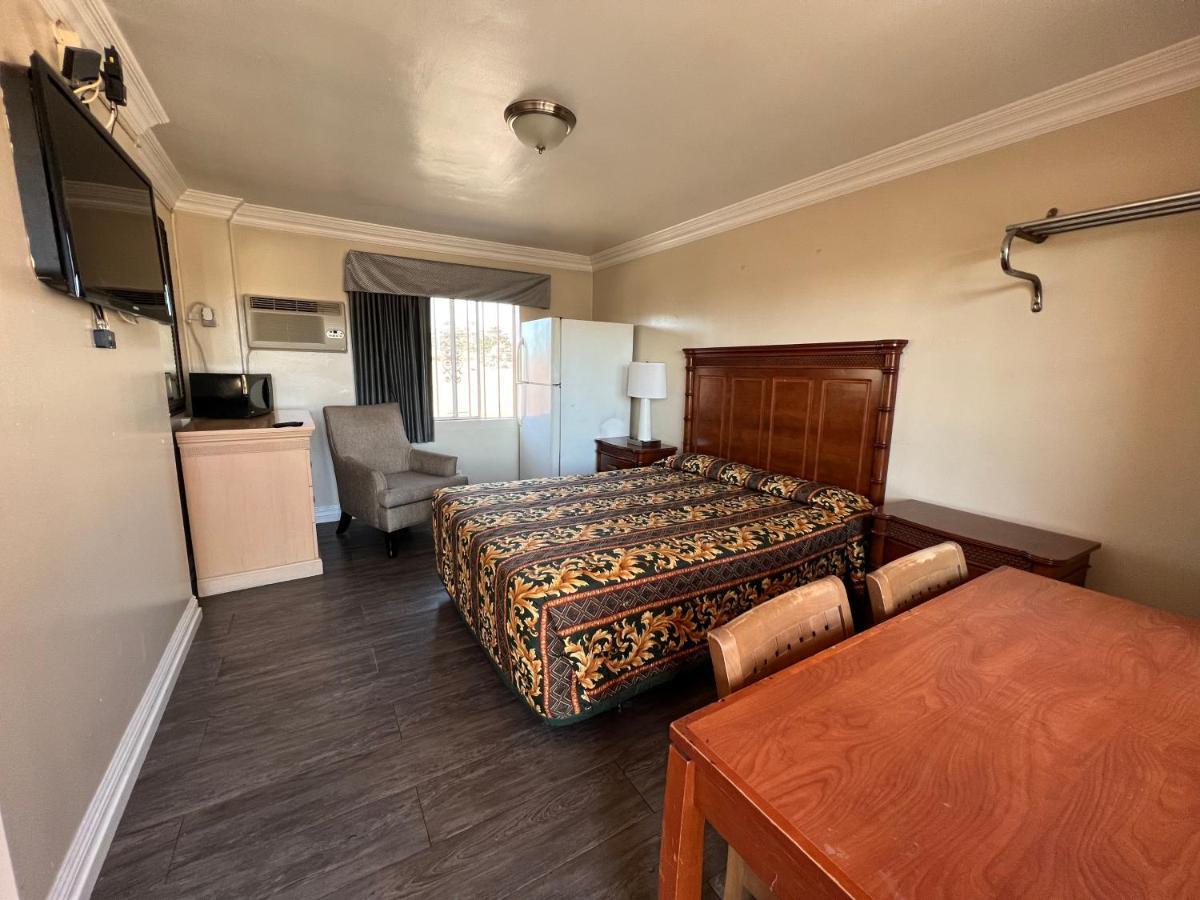 Flamingo Motel Oxnard Buitenkant foto